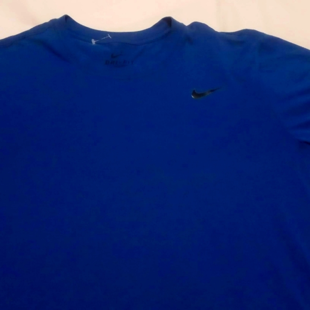 Nike shirt dri fit